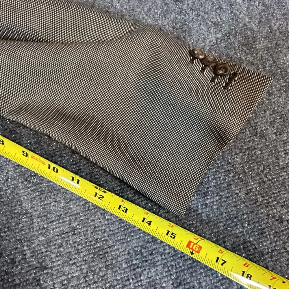 Paul Stuart 2 PC‎ Wool and Silk Suit Size 42-36 Tall/Long Made in Canada